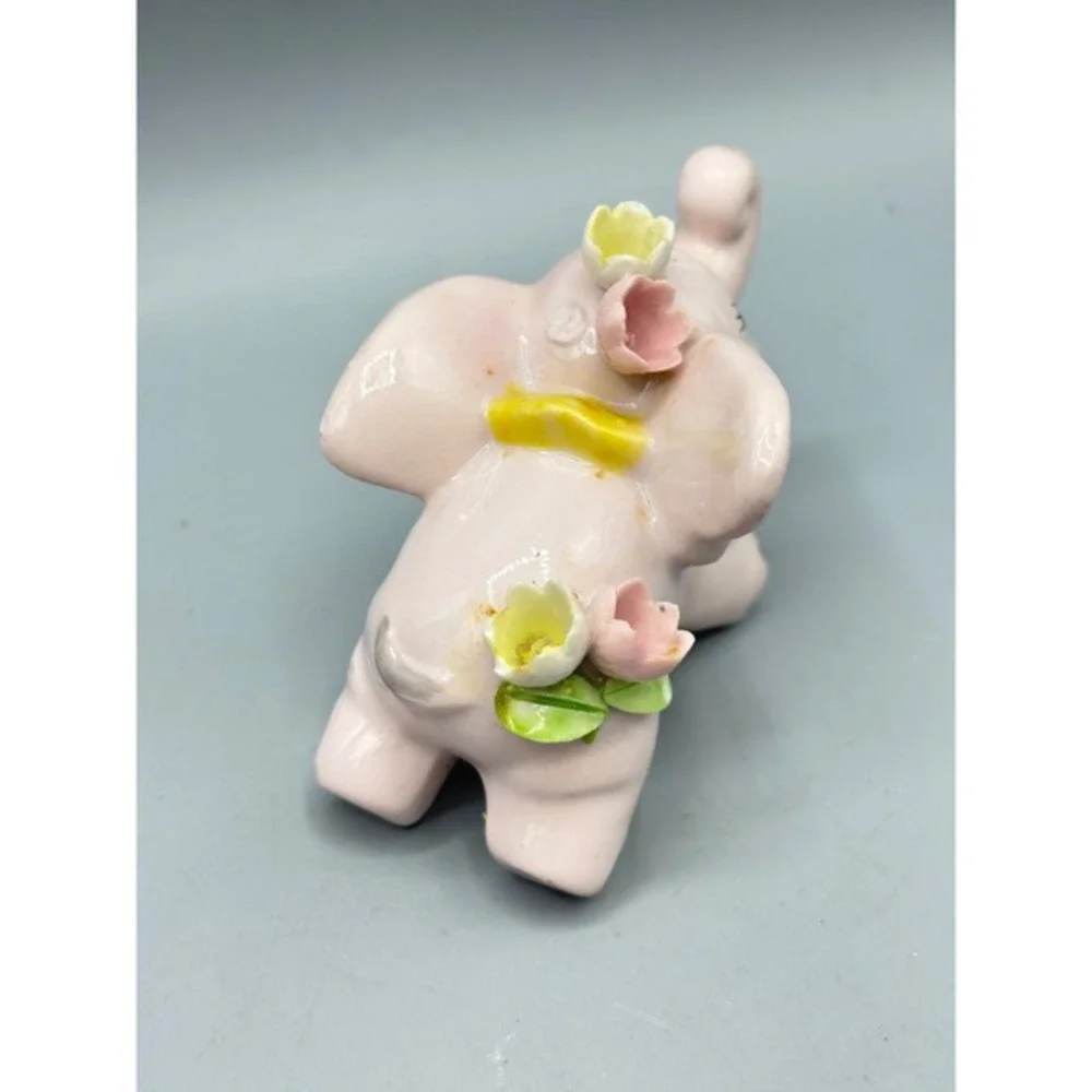 Vtg Pink Elephant Figurine‎ Floral Accent Hand Painted Ceramic Salt Shaker